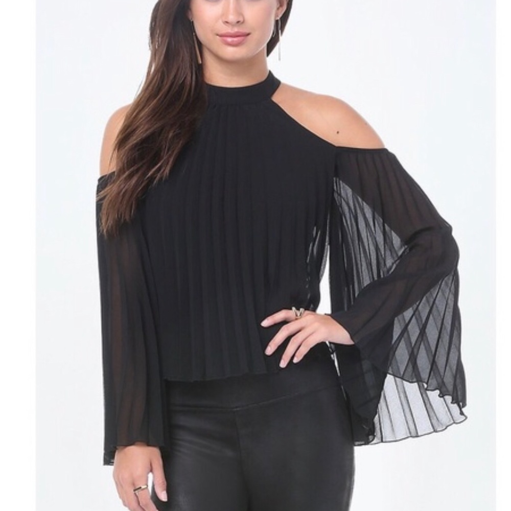 Bebe cold shoulder top
